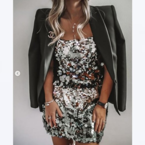 ZARA SILVER SEQUIN MINI DRESS  Bloggers favite - Picture 4 of 17